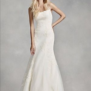 New Vera Wang Dress Size 12 Ivory